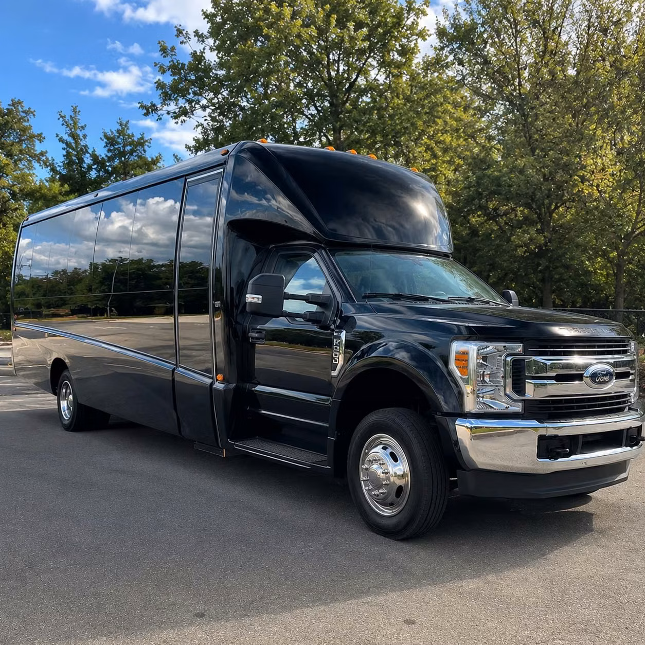 15 passenger minibus