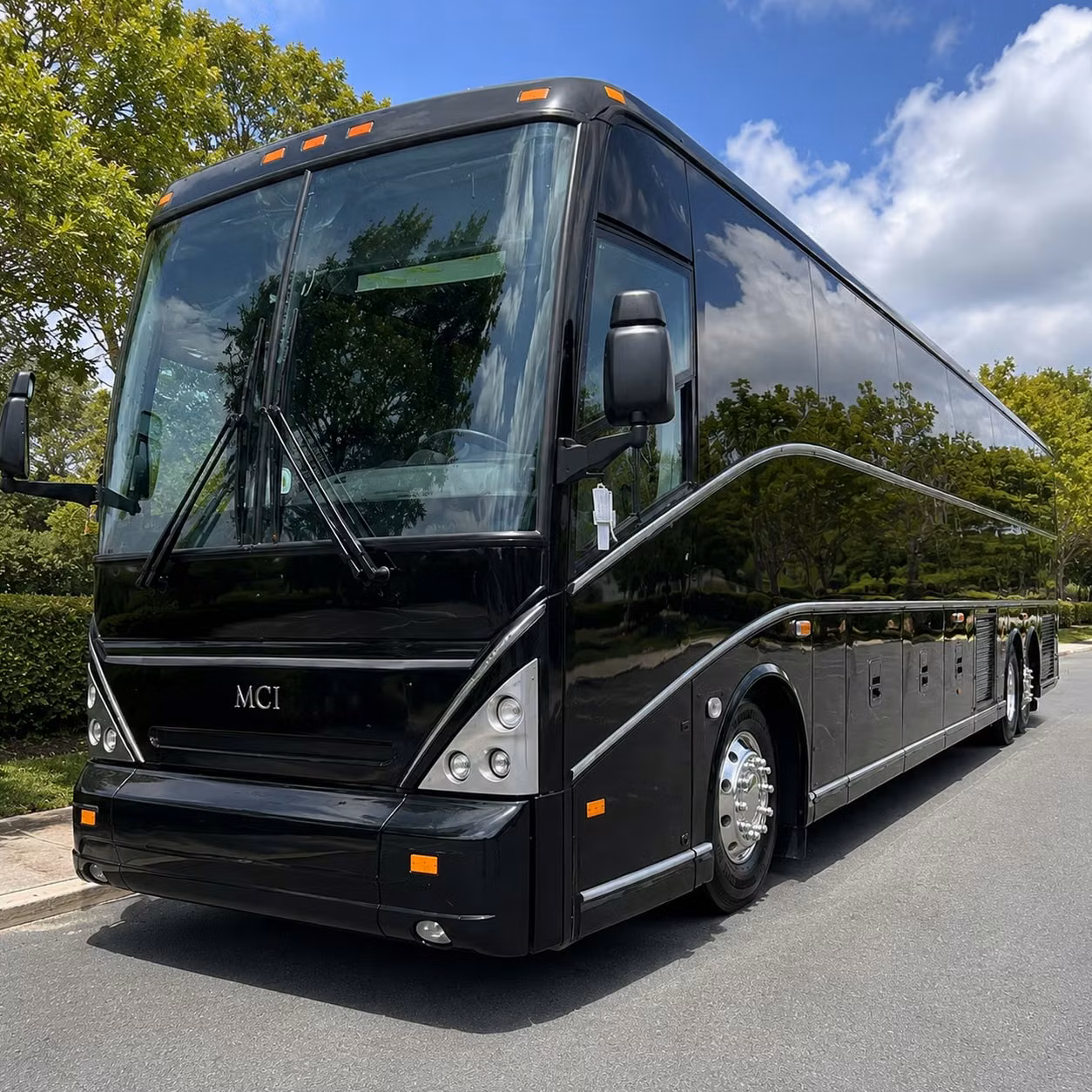 fishers charter bus hero 3