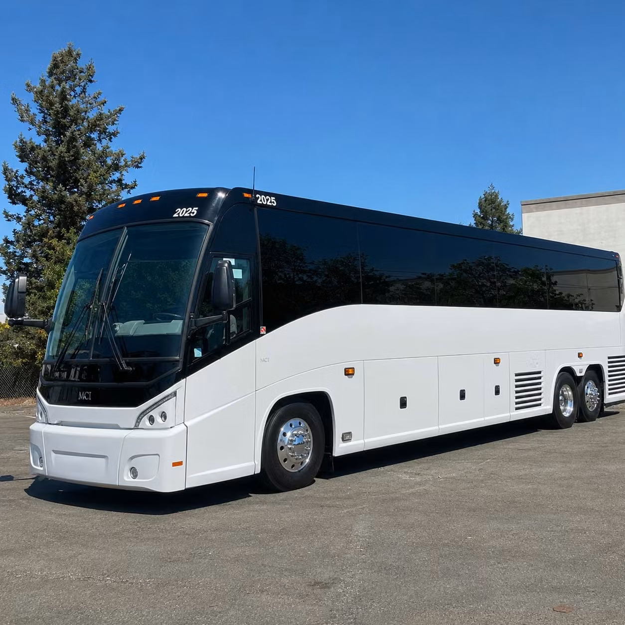 party buses for concerts at the vogue egyptian room and indy s live music venues